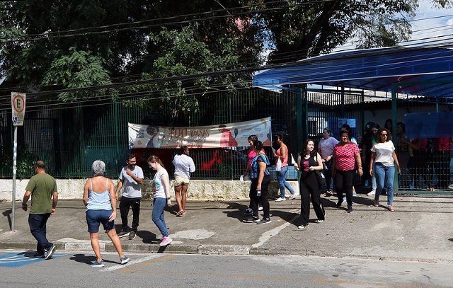 Professores de Diadema reconhecem território antes do início das aulas