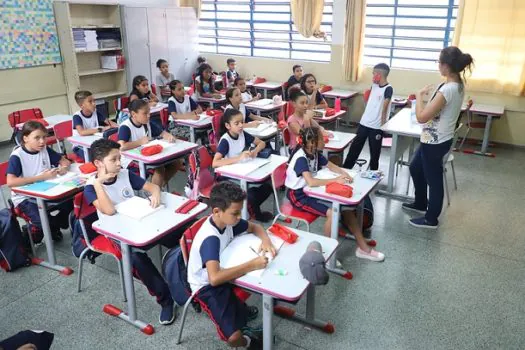 Mais de 30 mil estudantes retornam às aulas em Diadema