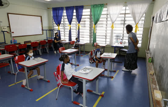 Rede Municipal de Diadema terá 50% de alunos em aulas presenciais a partir de segunda