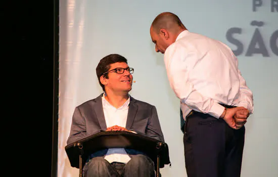 Palestra sobre educação inclusiva encerra encontro pedagógico em São Caetano