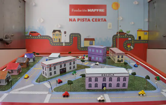 Diadema recebe projeto de Educação Viária com mini cidade cenográfica