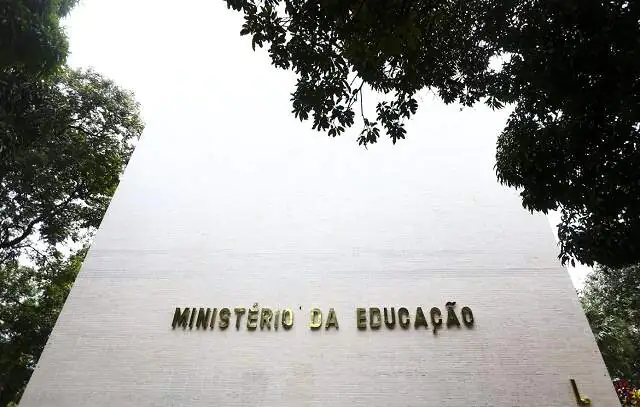 MEC já repassou mais de R$ 1 bilhão para educação em 2023