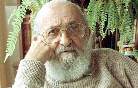 Bolsonaristas não querem Paulo Freire patrono da educação