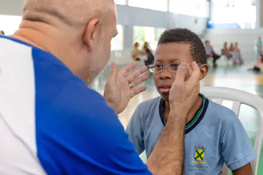 Educando com Visão beneficia 400 alunos em Santo André