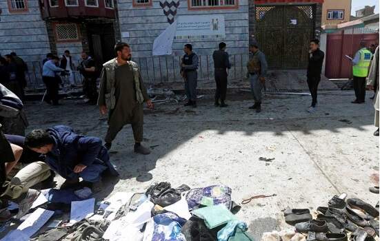 Homem-bomba mata 31 pessoas em Cabul, no Afeganistão