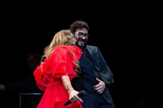 Elba Ramalho & Padre Fábio de Melo se encontram no palco do Qualistage no dia 30 de abril