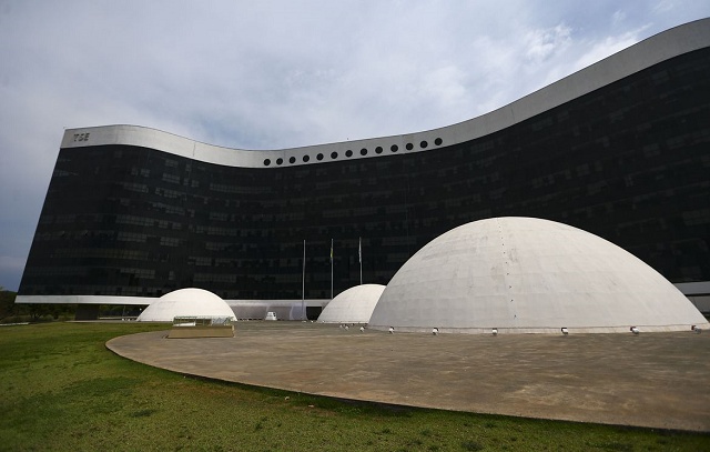 Presidente e vice eleitos serão diplomados hoje (12) no TSE