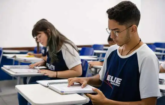 Escola do ABC Paulista trata da temática “Fake News” em sala de aula