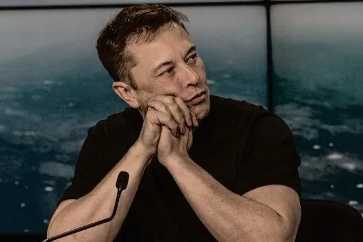 Em meio à onda de demissões, Musk pede foco no futuro do Twitter