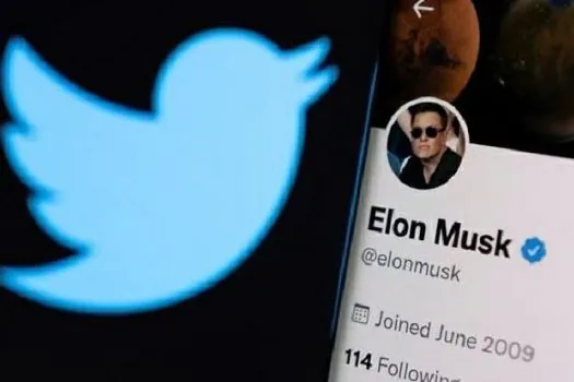 Documento da SEC confirma compra do Twitter por Musk; ações são suspensas em NY