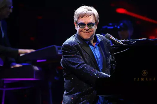 Elton John ganhará documentário sobre turnê de despedida produzido pelo Disney+