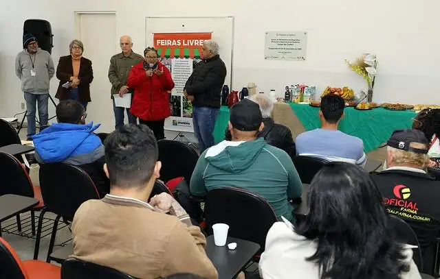 Encontro com feirantes de Diadema discutem fortalecimento do setor e mais diálogo