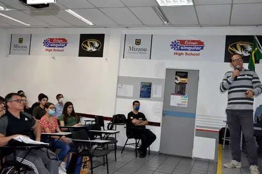 Singular recebe 3 mil estudantes em Encontro Profissional