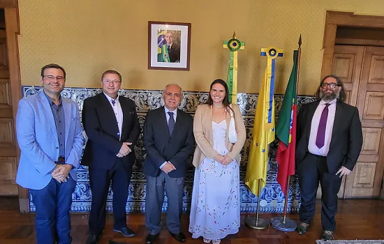 Embaixador brasileiro em Portugal recebe Casa do Brasil – Terras de Cabral