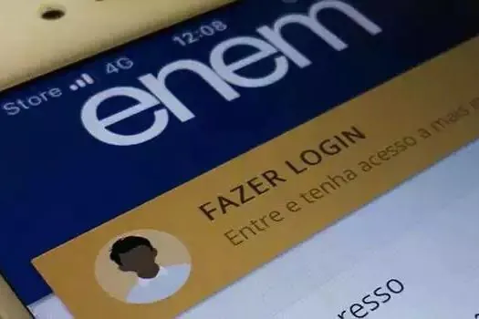 Estudantes reclamam nas redes sociais de suposto erro nas notas do Enem