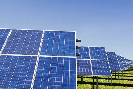 Brasil é 4º país que mais cresceu na fonte solar em 2021