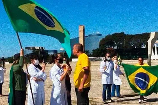 Bolsonaristas que agrediram enfermeiros em Brasília são identificados e serão processados