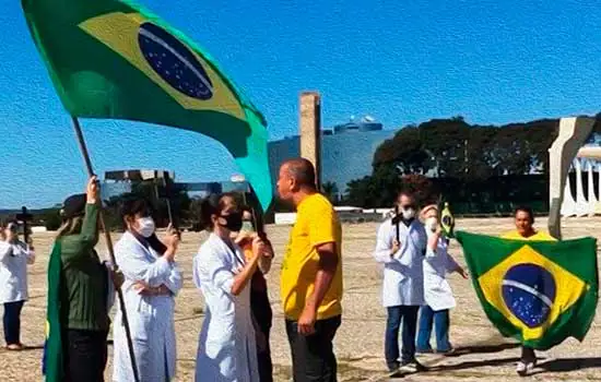 Bolsonaristas que agrediram enfermeiros em Brasília são identificados e serão processados