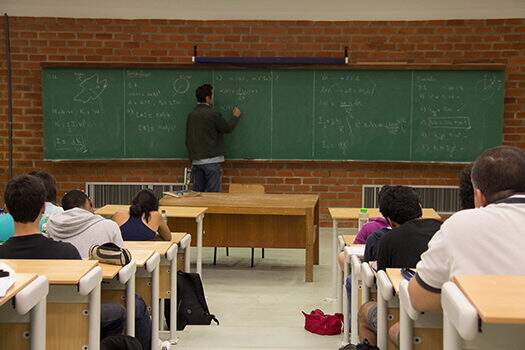 IBGE: Brasil tem menos estudantes na pré-escola e no ensino médio