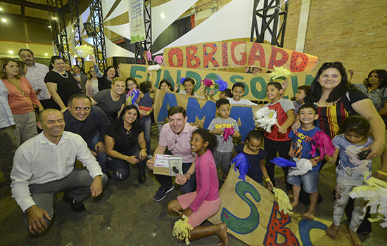 Fundo Social de Solidariedade entrega 25 carros 0 Km para entidades