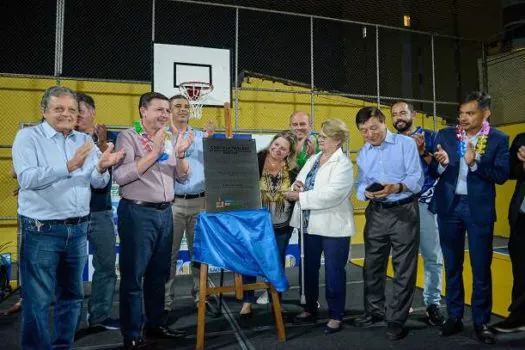 Prefeito Orlando Morando entrega reforma do Crec Vila Marlene