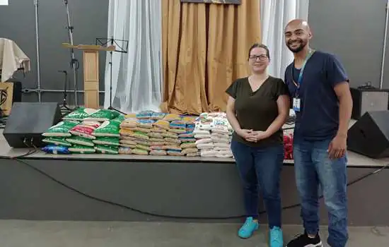 Fundo Social de Ribeirão Pires entrega alimentos à Igreja Nos Braços do Pai