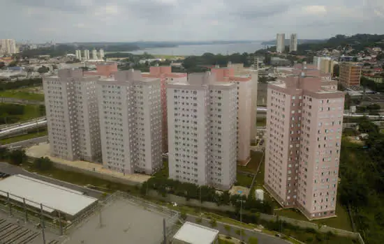 MDR e Secretaria da Habitação entregam mais 100 apartamentos na Capela do Socorro