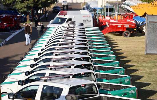 SP entrega 122 veículos e equipamentos para a região de Araraquara