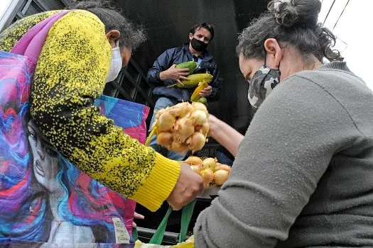 Moeda Verde ultrapassa a marca de 100 toneladas de alimentos entregues à população