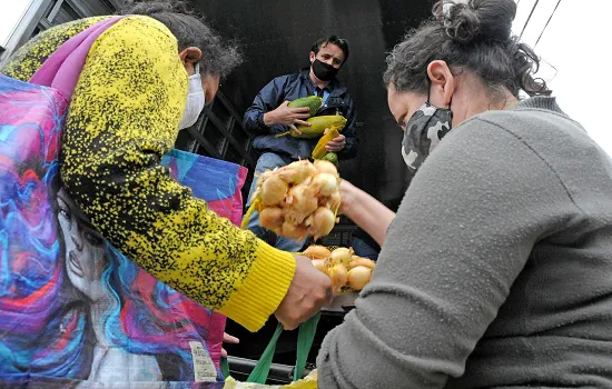 Moeda Verde ultrapassa a marca de 100 toneladas de alimentos entregues à população