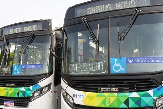 Santo André avança em renovação da frota e entrega 16 novos ônibus com ar-condicionado