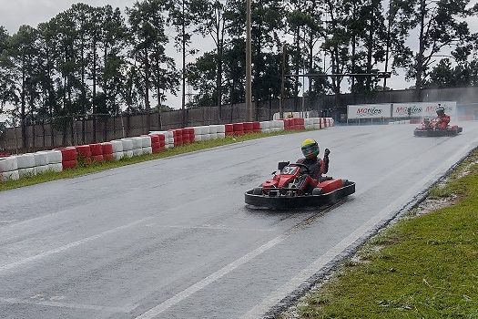 Enzo Ferreira estreia no pódio na Copa Huayra na Granja Viana