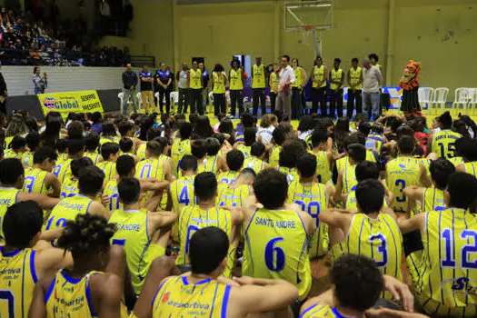 Santo André apresenta equipe de basquete feminino para a temporada 2020