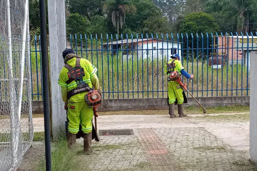 Ribeirão Pires dá continuidade na manutenção em equipamento esportivo na Quarta Divisão