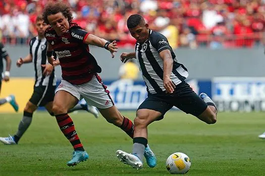 Golaço de Erison dá vitória ao Botafogo no clássico e turbulência aumenta no Fla