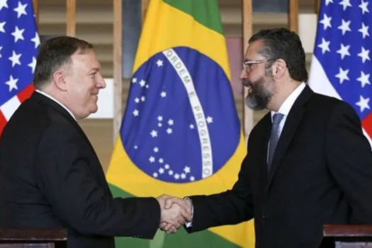 Araújo diz que visita de Pompeo Não serviu de palanque eleitoral para Trump