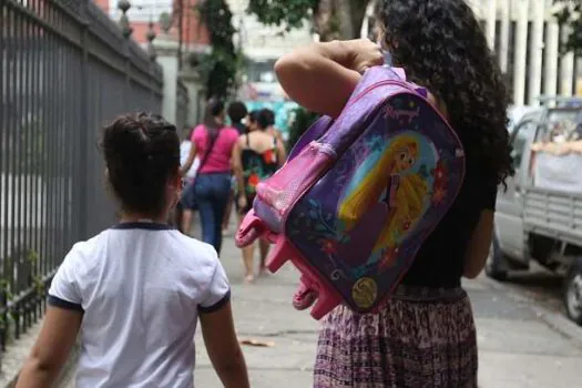 Escola em tempo integral: governo publica regras para adesão