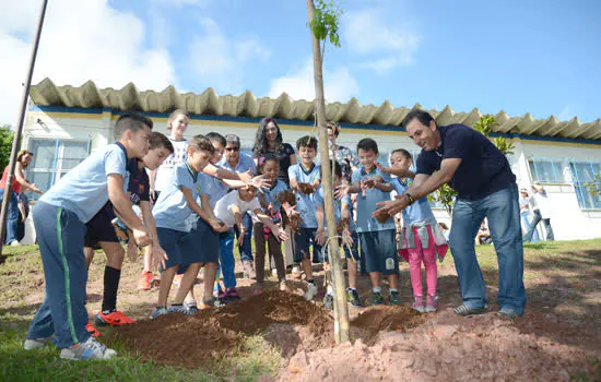 Alunos de Santo André aprendem sobre preservação do meio ambiente