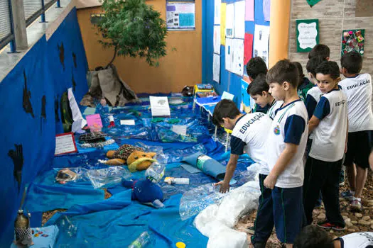 Escola de São Caetano realiza projeto de conscientização sobre poluição marinha