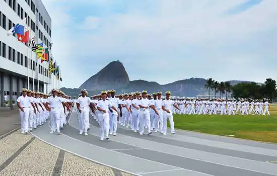 Marinha divulga edital para a Escola Naval