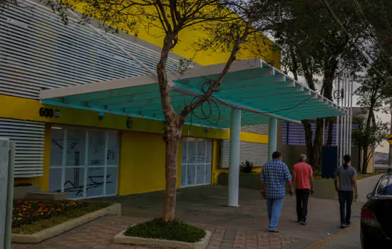 São Caetano reinaugura escola Oscar Niemeyer com festa junina