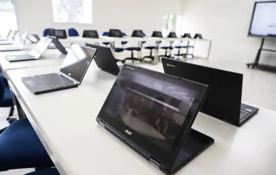 Escola de Novas Tecnologias de São Caetano destaca Internet das Coisas em aula inaugural