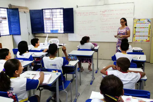 Prefeitura de SP cria mais de mil cargos na área da Educação