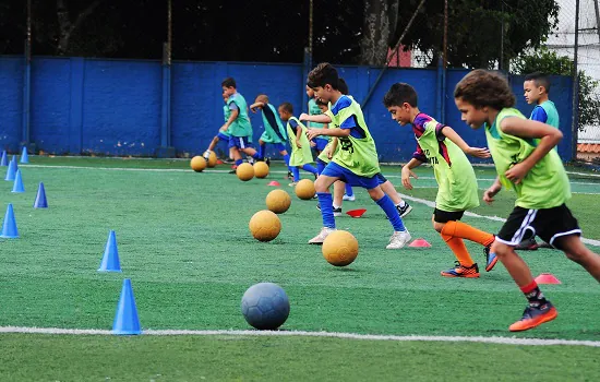 Campo do Taperinha abre inscrições para Escolinha de Futebol