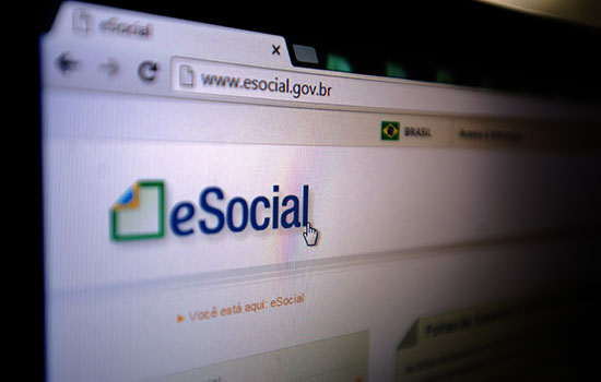 FecomercioSP considera positiva restruturação e simplificação do eSocial