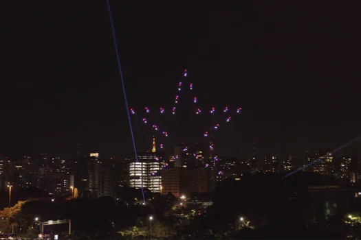 Último fim de semana do Show de Drones no Ibirapuera