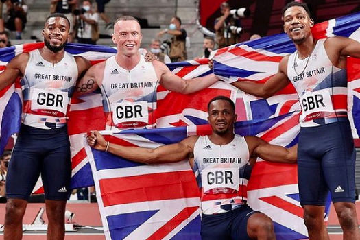 Britânico perde prata olímpica por doping e arrasa companheiros do revezamento