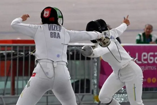 Equipe feminina conquista bronze no Pan-Americano de esgrima