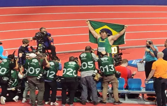 Darlan Romani conquista título mundial indoor de arremesso de peso