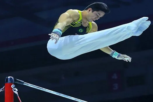 Brasil vai à final por equipes do Mundial de Ginástica Artística